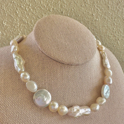 Pearl Lover Necklace- All White (Gold Fill)